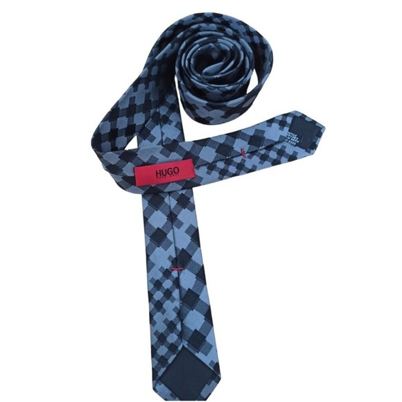 BOSS HUGO BOSS RED TAG Gray Geometric Silk Slim Tie ITALY 59\